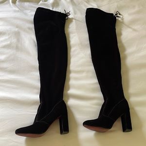 High knee velvet boots